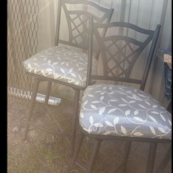 Swivel kitchen high chairs