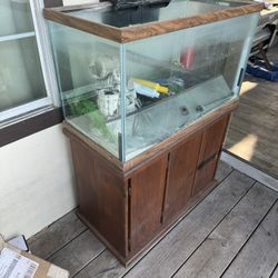 75 gallon fish tank with wooden stand 