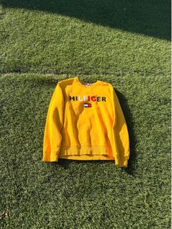 Tommy Hilfiger Spell Out Crewneck Sweatshirt Yellow Large Embroidered Logo