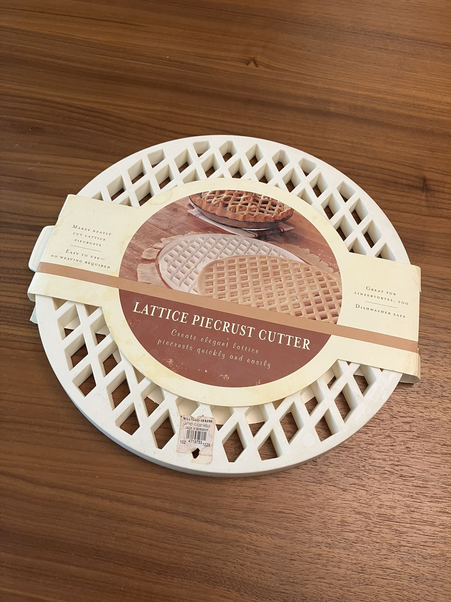Williams Sonoma Lattice 12 inch Pie Crust Pastry Dough Cutter Made in Germany