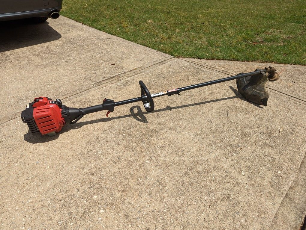 Craftsman 25CC Weed Eater/ String Trimmer