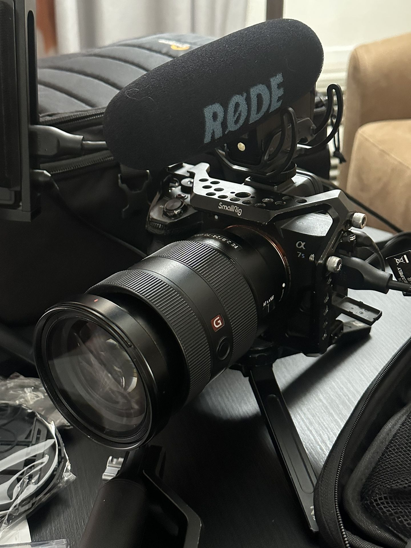 Sony Alpha A7S III, G-Master 24-70mm, DJI RS3 Pro, Rode Mic, Fieldview Monitor Bundle