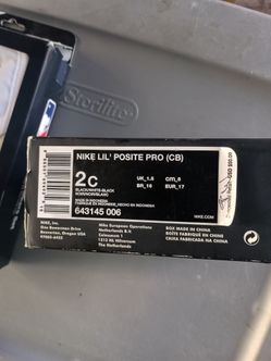 Toddler's shoes new