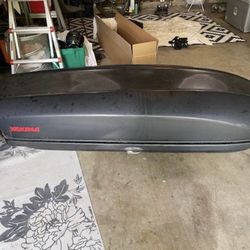 Cargo Box Yakima Carbonite 16