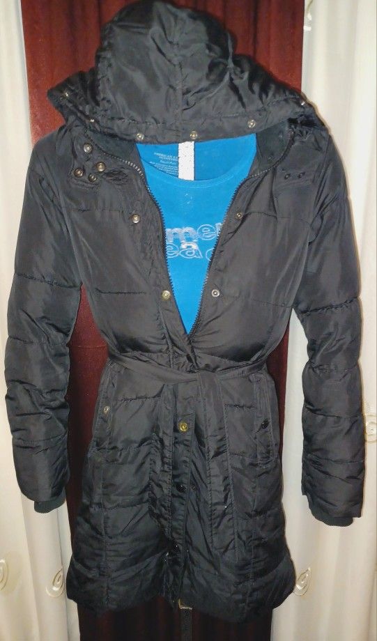 Women's Size Medium Winter Aeropostale Jacket Black