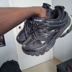 Balenciaga Tracks LED