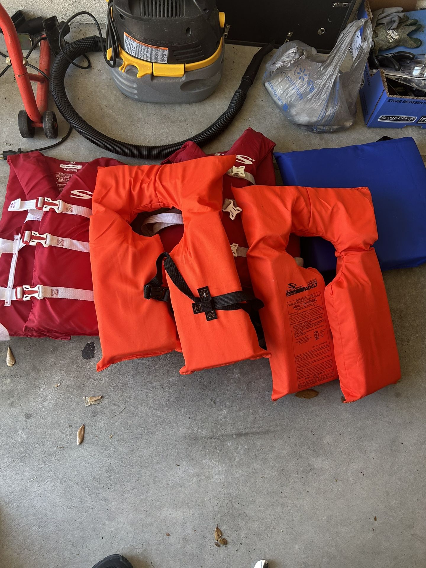 Life Vest & Throwable