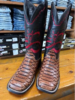 Men’s Boots