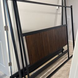 Canopy Queen Metal And Wood Bed