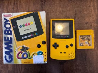 Gameboy Color & Pokémon Yellow Version