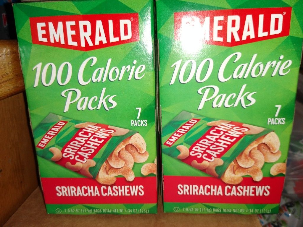 emerald brand Sriracha cashews