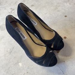 Steve Madden platform black suede heels