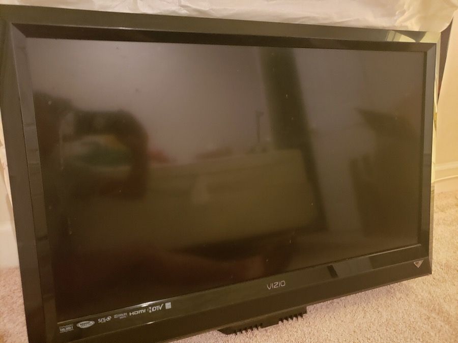 37 inch Visio HD TV like new w box $90