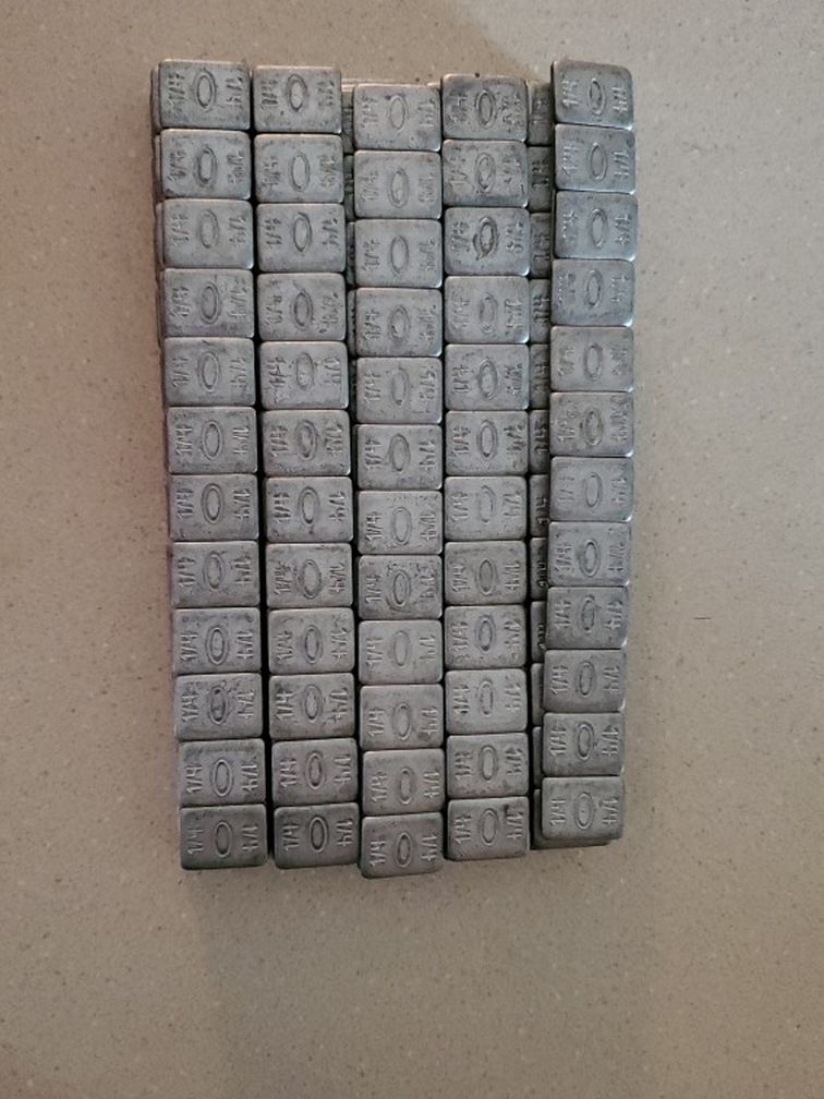 1/4 Oz Wheel Weights 25 Strips-12 Weights Per Strip