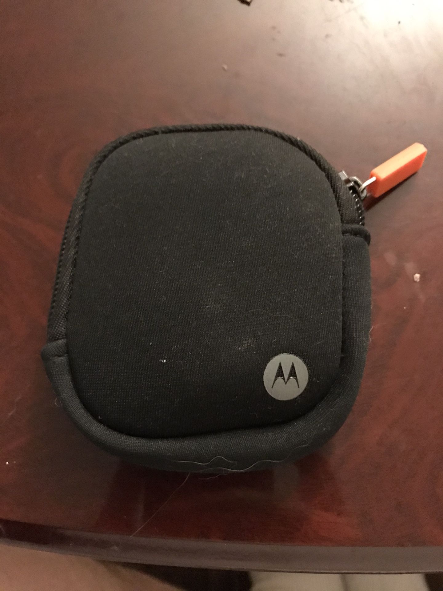 Motorola Verge Loop + Wireless Headphone