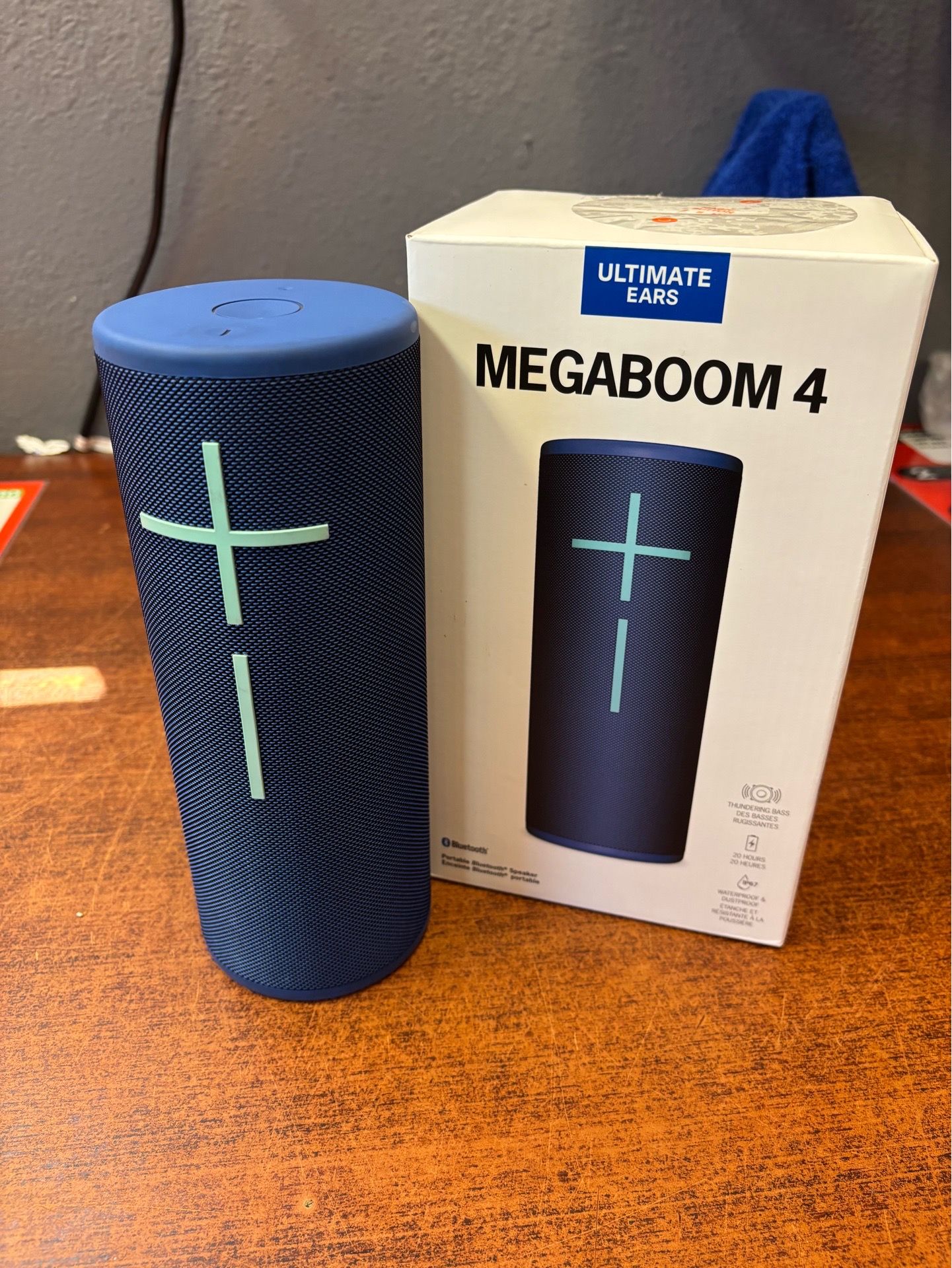 *BEST OFFER* Megaboom 4 Bluetooth speaker