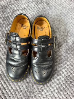 Dr. Martens Black Leather Mary Jane Shoes size 8