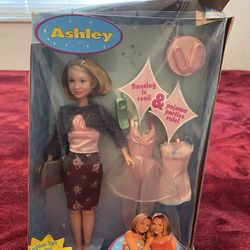 1999 Ashley Olsen Doll #25878 