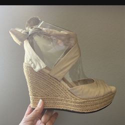 Ugg Summer Heels 6.5 Size Beige