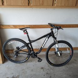 Hybrid Mountain bike Jamis Exile for Sale in Albuquerque NM OfferUp