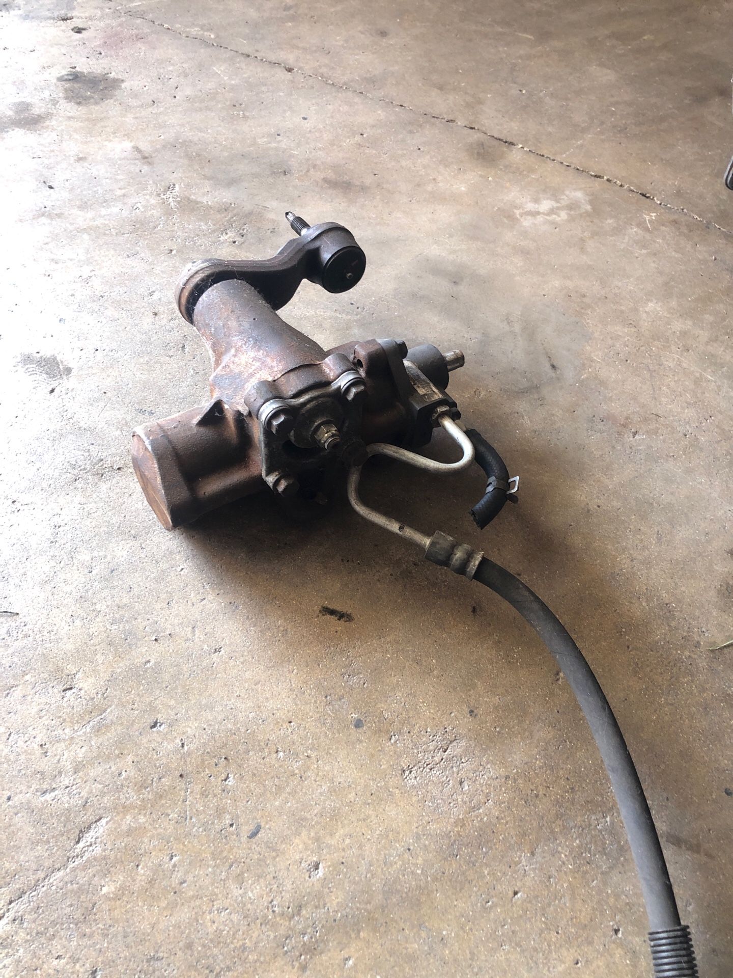Steering gear box 2005 Tahoe