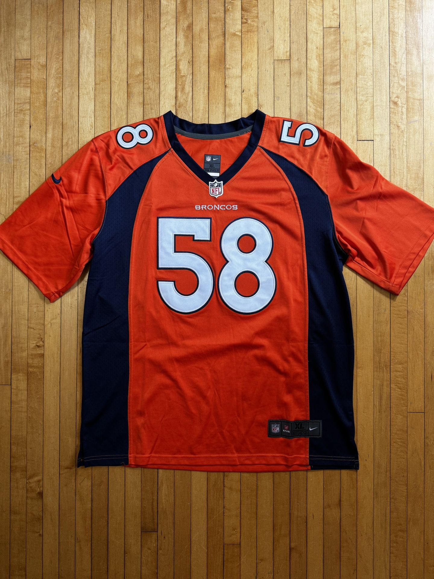 NWOT Nike Denver Broncos Von Miller #58 Orange Jersey Mens On Field NFL Sz. XL