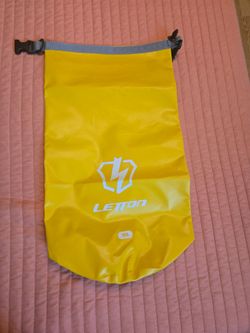 Waterproof dry bag
