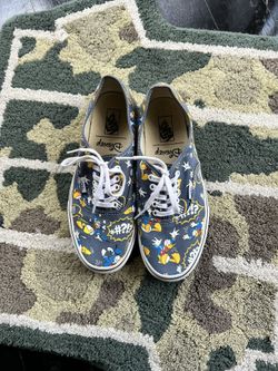 Size 8.5 Disney X Vans Donald Duck