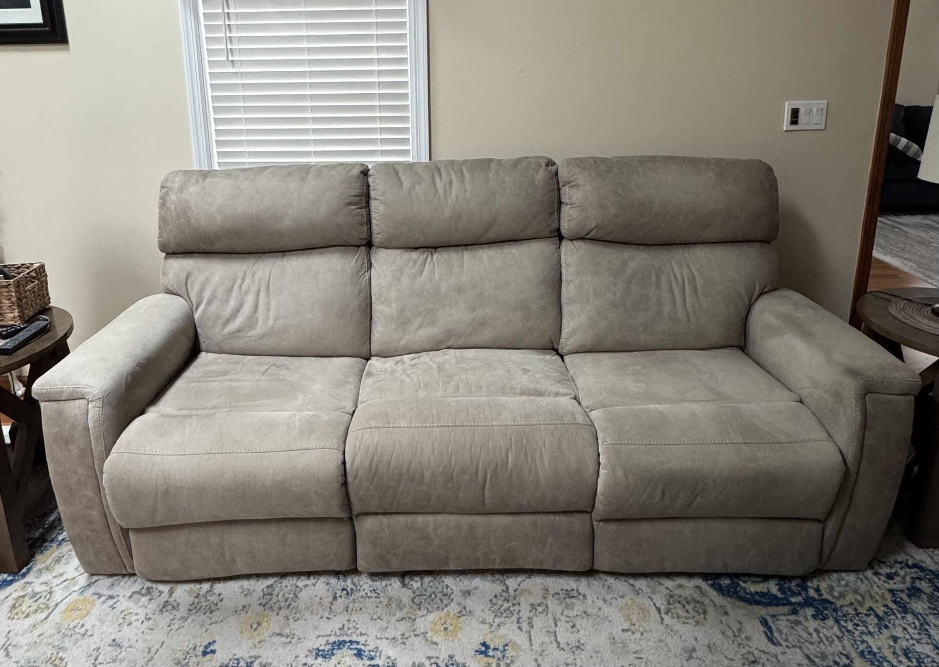 Free Reclining Couch