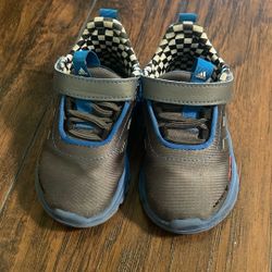 Adidas Toddler Shoes Size 5