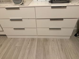 Modern White 6-Drawer Dresser
