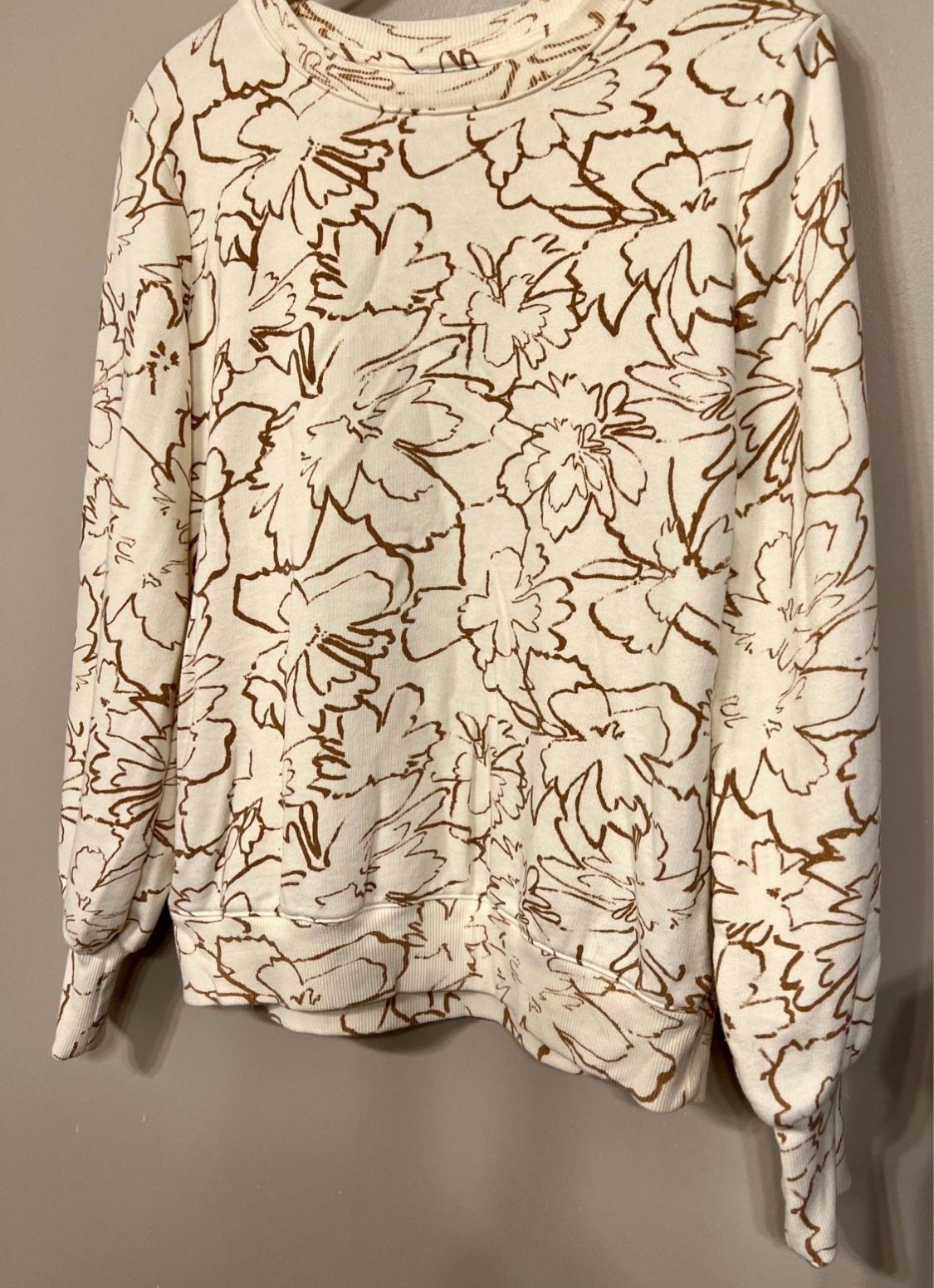 Women’s Top By Alfred Dunner. Size S