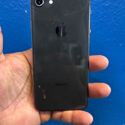 iPhone 8 