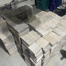 Brick Pavers.  6”x9”.  750 Pcs Approximately 