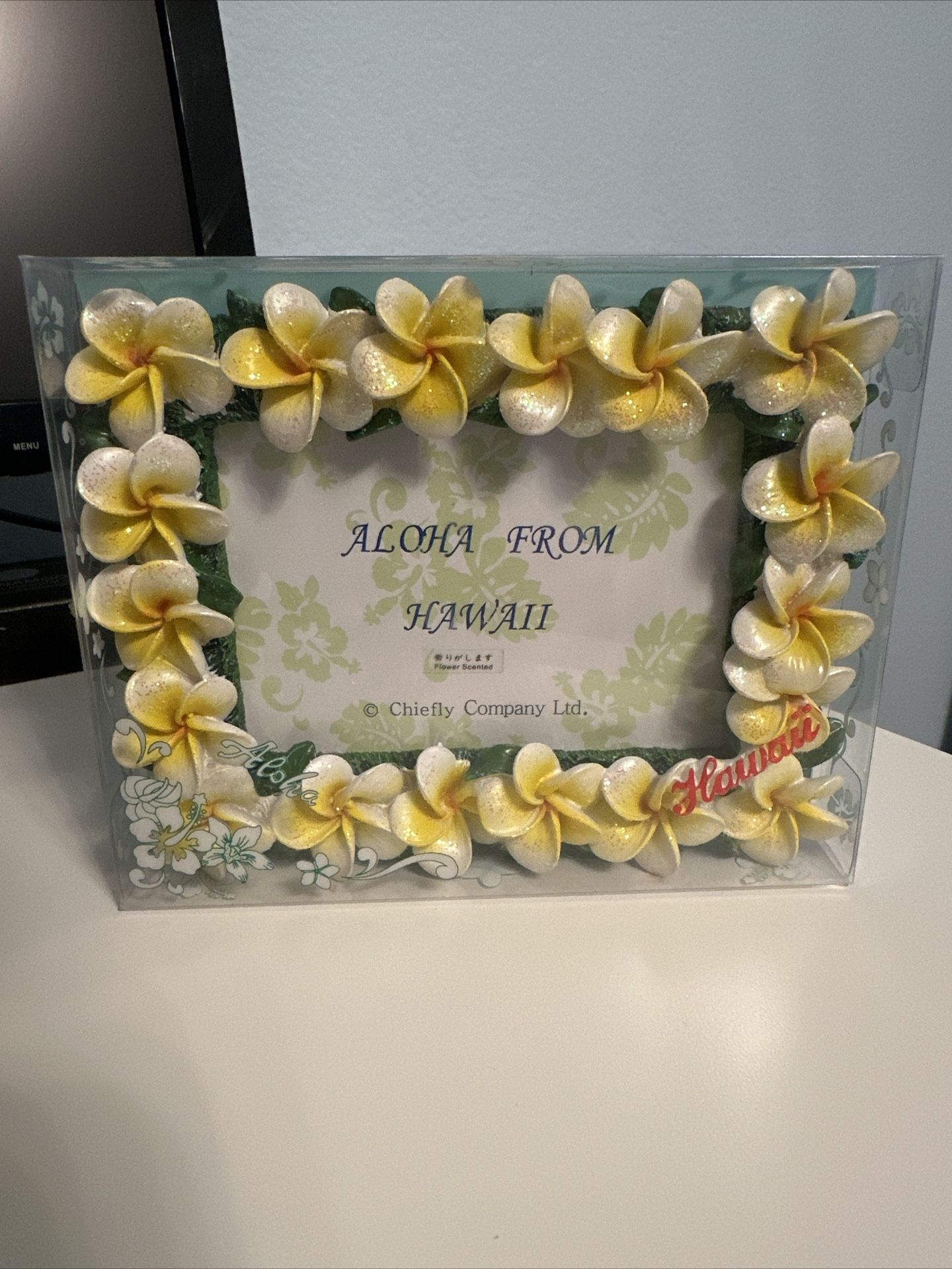 Chiefly Company Hawaii Flower Picture Frame