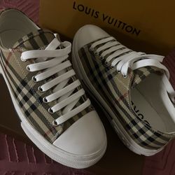 Burberry Sneakers Platform 