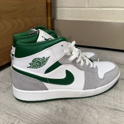 Air Jordan 1 Mid SE “Grey Pine Green” Size 10.5
