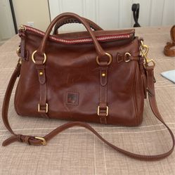 Dooney And Bourke Bag