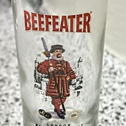 BEEFEATER London Dry Gin tall heavy bottomed shot glass collectible