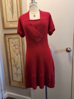Extra Touch Red Short Sleeve Sweater Dress, V-neck Layered Look Button Accent 2X