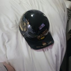 Brand New Retro Style half shell helmet with a baseball cap brim. Size Medium 