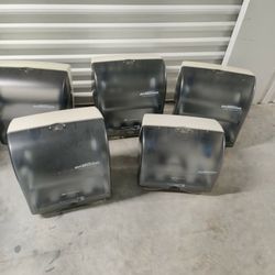 Electric Paper Towel Dispenser 30.00 For All