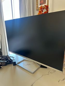 x2 HP Series 5 27 inch FHD Monitor - 527sf