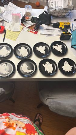 2 sets of plates