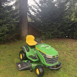 John Deere S160 Riding Mower Lawnmower 