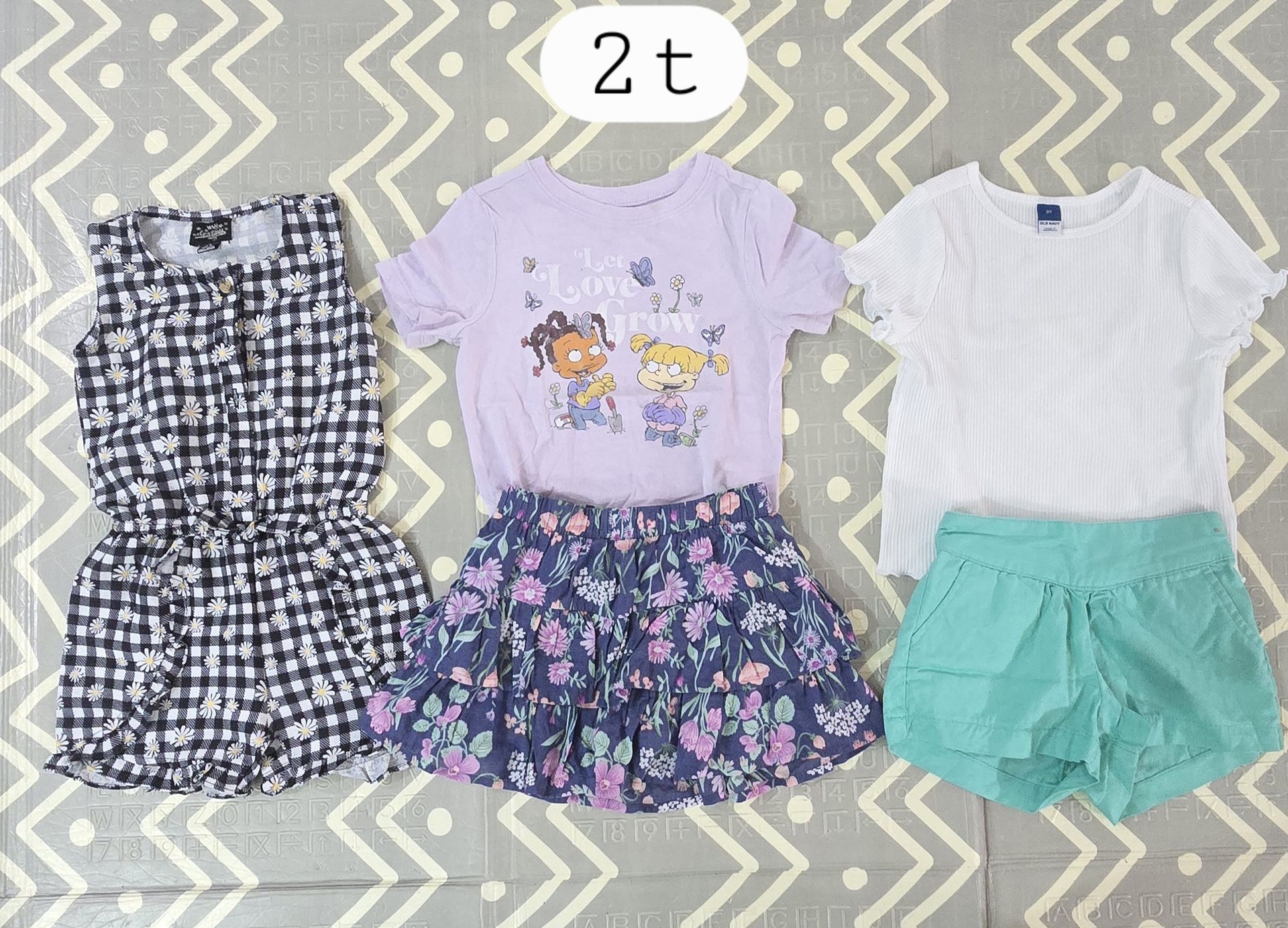 Rugrats girls summer spring clothing for Sale in Fontana, CA - OfferUp