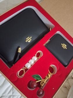 New purse,wallet $45