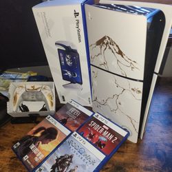 Ps5 Console Gold Edition & Ps5 Portal