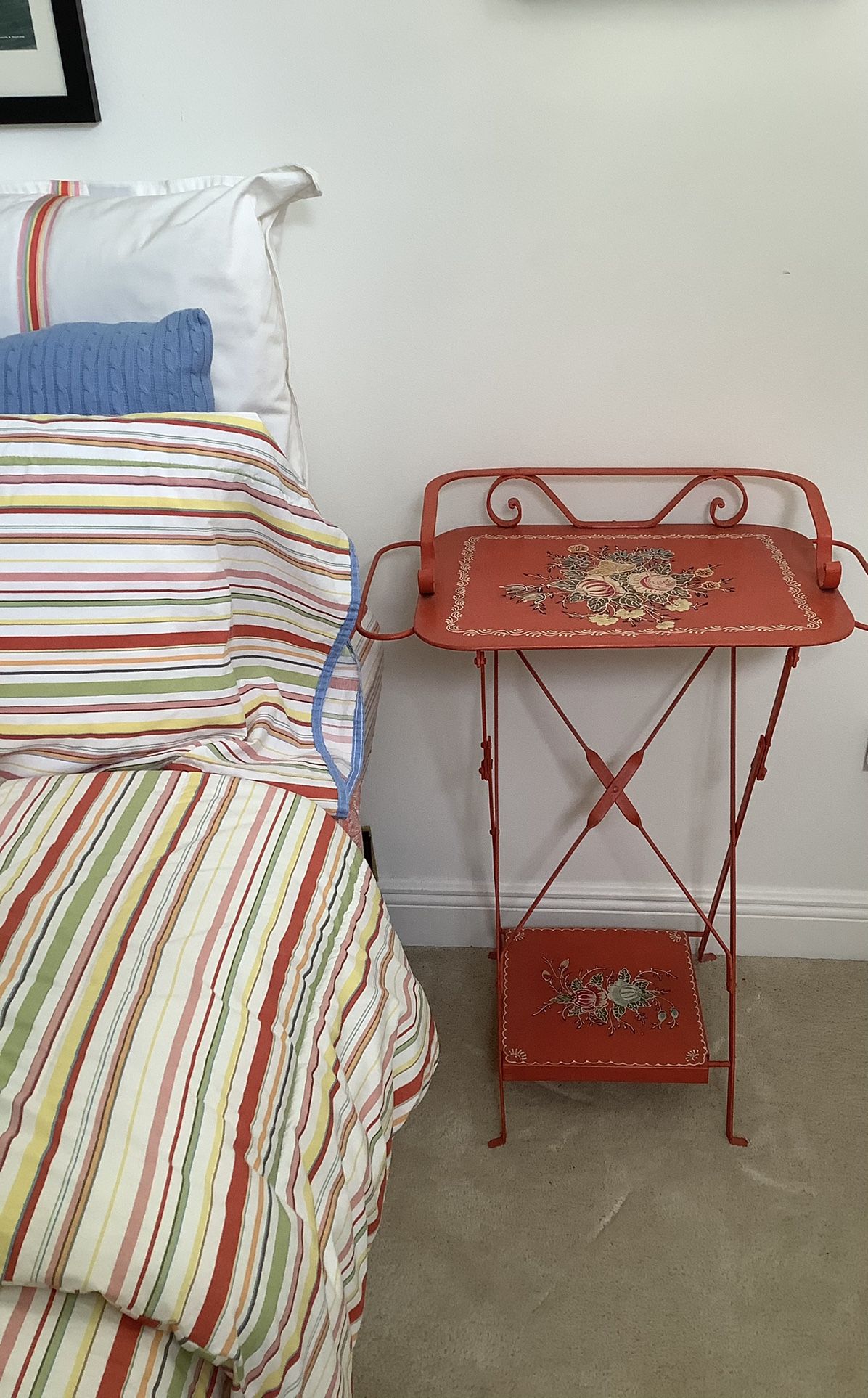 ROSEMALING PAINTED COLLAPSIBLE TABLE 