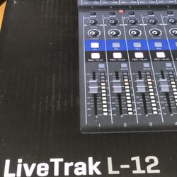Zoom LiveTrak L-12 - 12-Channel Digital Mixer & Multitrack Recorder